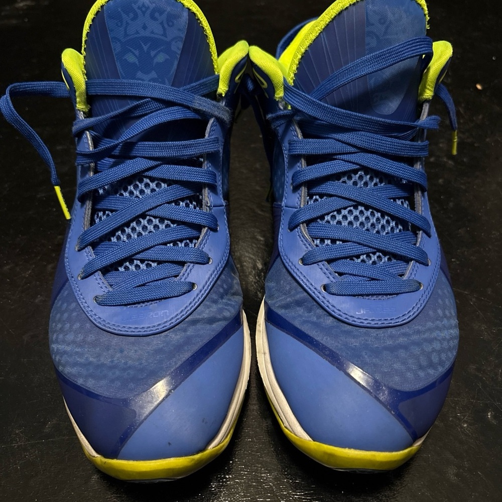 LeBron 8 V/2 2011 “sprite”